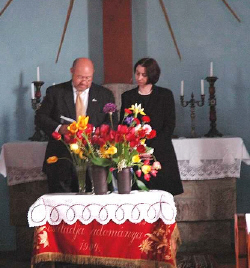 Flower Communion at First UU Ann Arbor with Rev Maria Pap